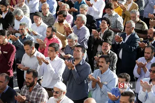 اقامه نماز عید سعید فطر در حرم مطهر رضوی