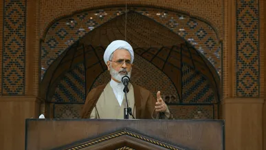 اعرافی: دستگاه‌های اجرایی باید تلاش بیشتری برای بهبود شرایط اقتصادی مردم داشته باشند