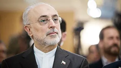 آقای صالحی؛ اگر می&zwnj;خواهید به دیگران گرا بدهید، یک جوری بدهید که تابلو نباشد!