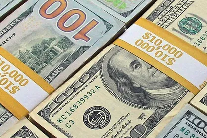 کشف بیش از ۶ میلیارد تومان ارز و طلای قاچاق در فرودگاه&zwnj;های کشور