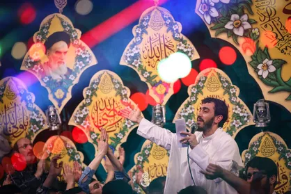 &laquo;دنیا خبر دار شد وقت خروج سپاه احمد مختار&raquo; با مداحی مهدی رسولی+فیلم