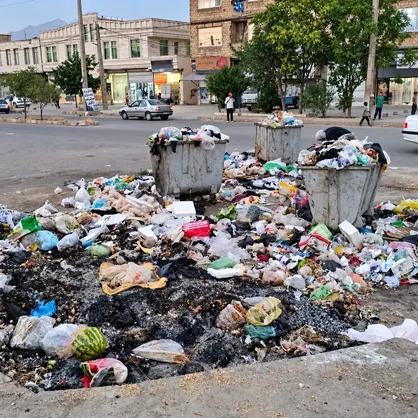 زباله&zwnj;های کرمانشاه روی دوش ناوگان فرسوده؛ از بحران جمع&zwnj;آوری تا رؤیای تبدیل زباله به سوخت