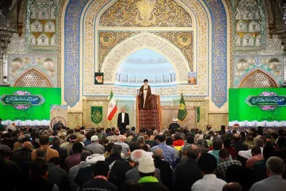 مقتدرانه و عزتمندانه در مسیر دیپلماسی قدم بردارید/ سایه جنگ در فعالیت مجاهدانه اقتصادی دولت توقفی ایجاد نکند