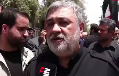 به خاطر نبود هر کدام از شهدا خسارت می&zwnj;بینیم ولی صد&zwnj;ها نفر جای آنها خواهند آمد؛ این پرچم نمی&zwnj;افتد
