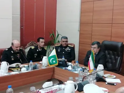 فرمانده ناوگروه پاکستان با استاندار هرمزگان دیدار کرد