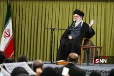 رهبر انقلاب: مسئله تقابل آمریکا و ایران در دو کلمه خلاصه می‌شود + فیلم