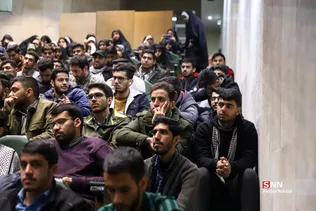 نشست مسئولین بسیج دانشجویی با وزیر صمت
