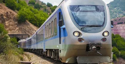 پیش&zwnj;فروش بلیت قطارهای نوروزی از صبح فردا