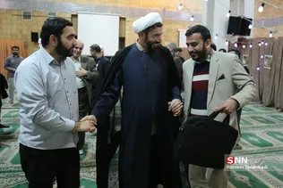 دیدار حجت‌الاسلام رستمی با دانشجویان مسیحی کوی دانشگاه تهران