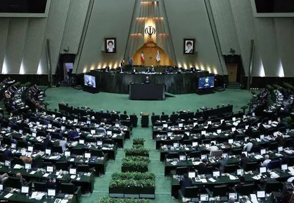 دعوت بسیج دانشجویی دانشگاه شهید چمران اهواز از نمایندگان مجلس خوزستان
