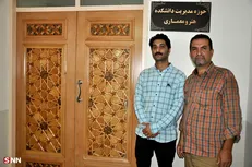 پایان نامه‌ای که ماندگار شد/ درب دست‌ساز دانشجوی مازندرانی تلفیقی از هنر و خلاقیت