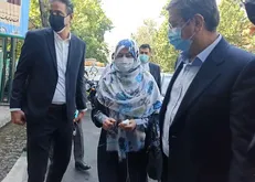 همتی در حسینیه ارشاد حضور یافت