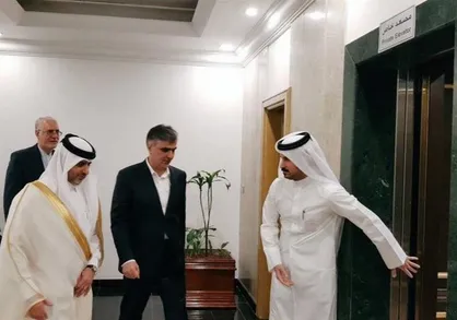 رئیس&zwnj;کل بانک مرکزی وارد قطر شد