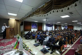 همایش بررسی نقش دانشجو در حل مسائل کشور 