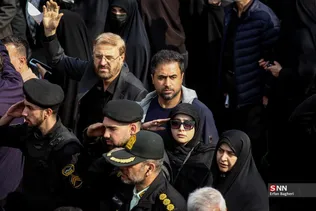 مراسم تشییع شهدای ناوگان دنا در میدان انقلاب تهران
