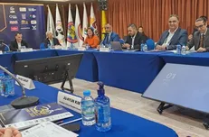 پاسخ جالب فدراسیون بین المللی موی تای به یک ایمیل: با جواد نصیری کار کنید/ فدراسیون شما با سازمان های غیر رسمی همکاری دارد