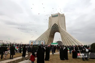 راهپیمایی یوم الله ۲۲ بهمن (۲)