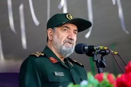 محسن رضایی: ملت ما به خوبی دشمنان و دوستان خود را می&zwnj;شناسند/ کشوری که صلح می&zwnj;خواهد باید برای جنگ آماده باشد + فیلم