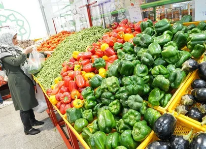 کاهش قیمت برخی سبزیجات در میادین و بازار&zwnj;های میوه و تره بار