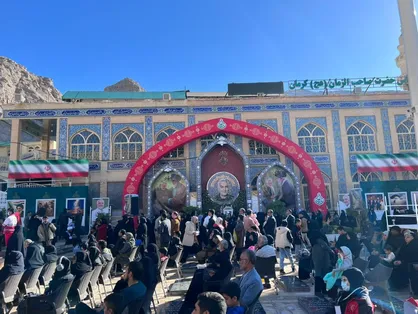 روایت تصویری حضور با شکوه مردم در اولین روز از هفته مقاومت در کرمان / حضور غیرتمندانه عاشقان حاج قاسم در دیار کریمان