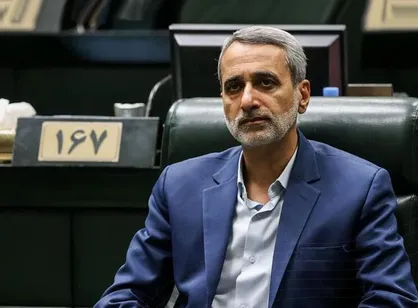 مقتدایی: ایرانیان برای امضای ترامپ پشیزی ارزش قائل نیستند/ روز&zwnj;های آینده سیاست&zwnj;های تکمیلی ایران برای تنبیه متجاوز پدیدار خواهد شد