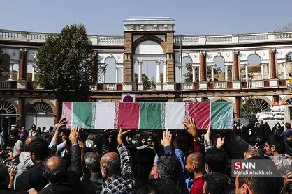 تشییع شهید گمنام در سازمان ثبت احوال کشور
