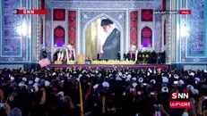 فریاد «یا حجت ابن الحسن (عج) تسلیت تسلیت» توسط زائرین حرم رضوی
