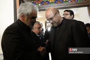 مراسم یادبود جانباختگان حادثه اتوبوس دانشگاه آزاد 
