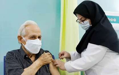 افراد &laquo;۶۵ سال به بالا&raquo; چگونه واکسن تزریق کنند؟