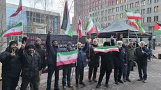 ایرانیان مقیم هلند مداخله خارجی در امور داخلی ایران را محکوم کردند
