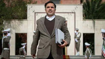 دولت روحانی بجز برجام هیچ نظریه&zwnj;ای نداشت / یکی از ۵ نفری هستم که از عملکردش دفاع می&zwnj;کند