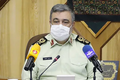 سردار اشتری: مردم هماهنگی خوبی دارند و به مرز&zwnj;ها نمی&zwnj;آیند
