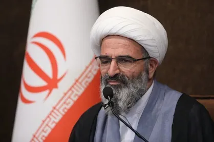 امام جمعه سمنان: پرتاب ماهواره&zwnj;ها نشانه اقتدار ملی است/گلایه با اغتشاش متفاوت است