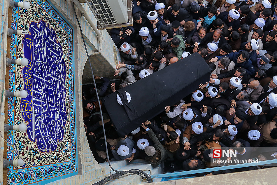 تشییع آیت الله حائری