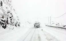 برف و کولاک‌راه‌های گلستان به سمنان و خراسان را بست