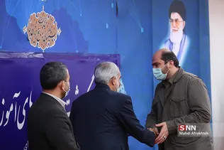 لعخم