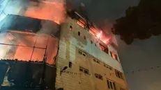 تخریب ۳۰۰ مسجد در دو روز / اغتشاشگران با علم حضور افراد در مساجد آنها را آتش زده و عده ای را زنده زنده سوزاندند + فیلم