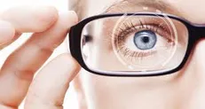 نقش موثر اپتومتریست‌ها در محافظت از سلامت چشم‌ها