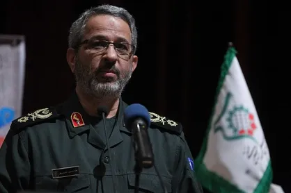 گله مندیم که مسئولان از ظرفیت بسیج استفاده نمی&zwnj;کنند/انقلاب اسلامی مینیاتوری از عاشورای حسینی است