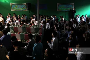 مراسم وداع با ماه مبارک رمضان در جوار شهدای گمنام معراج شهدا