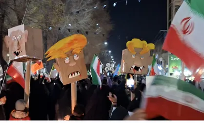 برپایی مراسم &laquo;ترامپ&zwnj;سوزی&raquo; در شب چهارشنبه&zwnj;سوری شهرکرد+فیلم