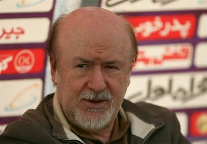 جلسه مدیرعامل استقلال در باشگاه پرسپولیس