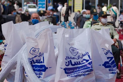 توزیع ۹۰ هزار بسته پروتئینی بین آسیب&zwnj;دیدگان کرونا در خراسان&zwnj;رضوی/ آیت&zwnj;الله علم&zwnj;الهدی: ستاد اجرایی فرمان امام در شرایط کرونایی به داد مردم محروم و مستضعف رسید