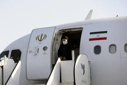 رییس جمهور وارد بندرعباس شد
