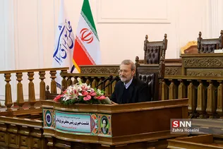 نشست خبری رئیس مجلس شورای اسلامی
