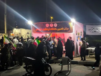 خدمت&zwnj;رسانی جهادگران دانشجو معلم در مسیر راهپیمایی&zwnj;های شبانه اهواز+ تصاویر