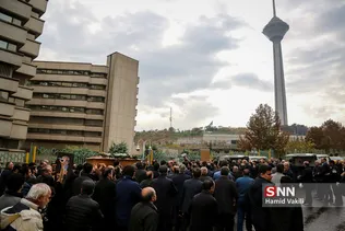 مراسم تشییع دکتر سیدتقی نوربخش و عبدالرحمان تاج الدین معاون حقوقی و امور مجلس سازمان تامین اجتماعی
