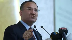 اظهارات متناقض مقامات آمریکا ما را سردرگم کرده است/ آمریکای چند چهره