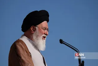 ایراد خطبه های نماز عید سعید فطر توسط آیت الله علم الهدی ، نماینده مقام معظم رهبری و امام جمعه مشهد مقدس 