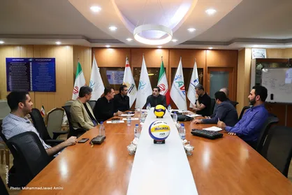 &laquo;کیفی&zwnj;سازی دوره&zwnj;های مربیگری&raquo; محور اصلی نشست کمیته مربیان فدراسیون والیبال
